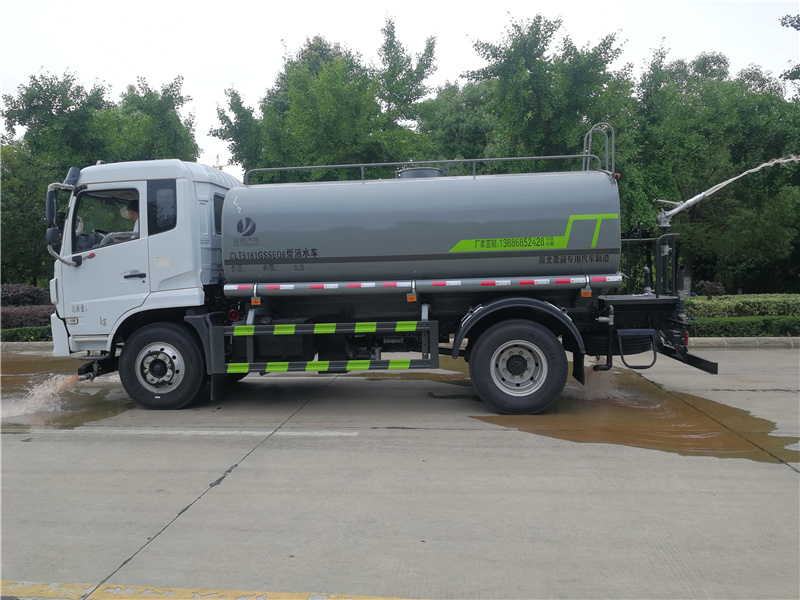 �|�L(f��ng)12��ԡ���͈�(b��o)�r(ji��)