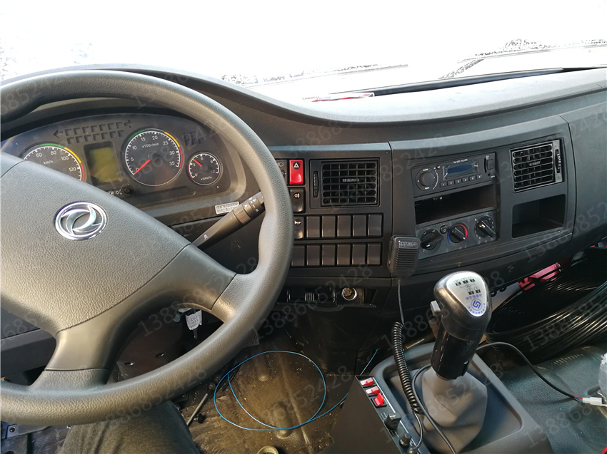 �|�L8�����r